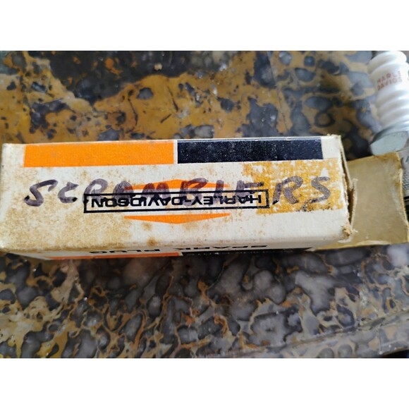 NOS Vintage OEM Harley Davidson Scrambler #5 Spark Plug 82807-58 Original Part - Picture 3 of 11